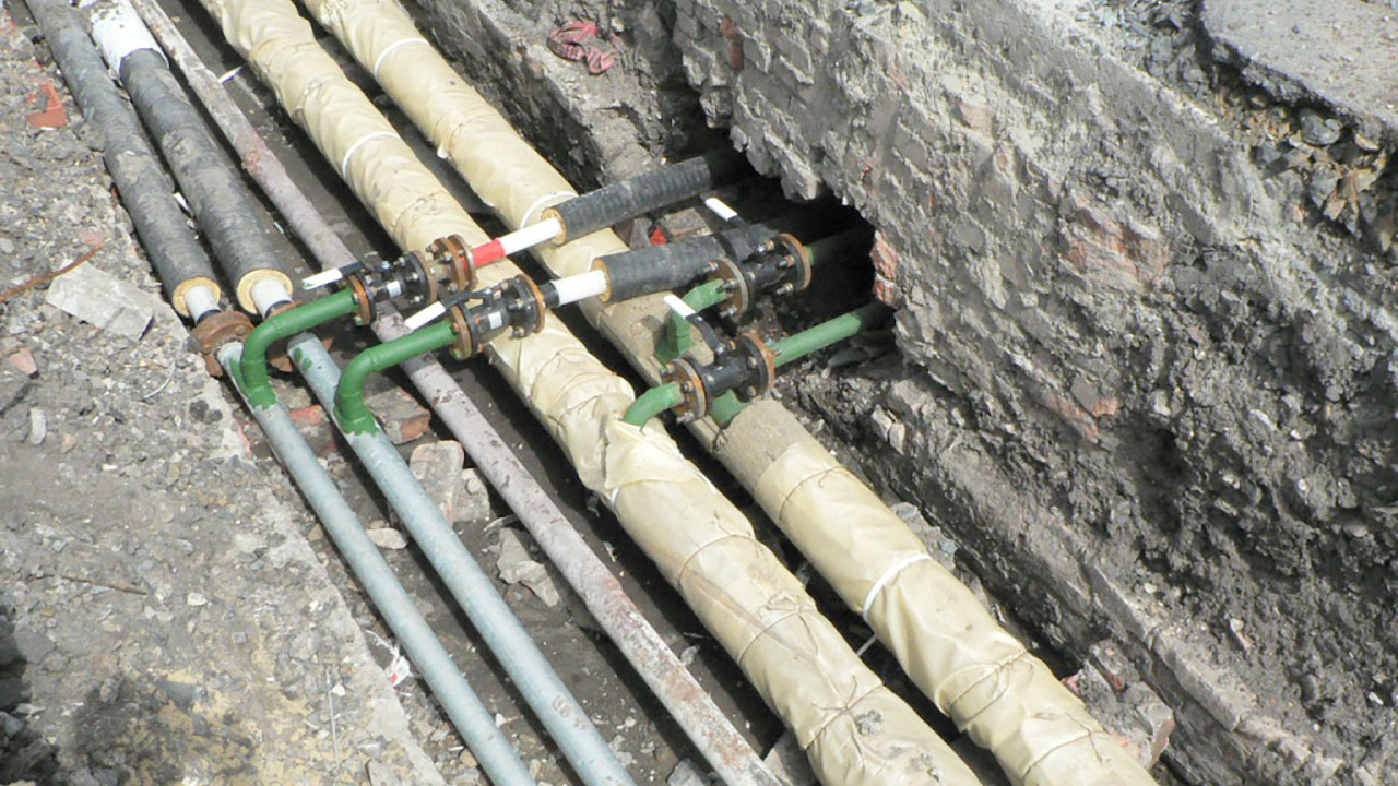 Выполнено более половины работ по реконструкции циркуляционных линий ГВС в Губкине